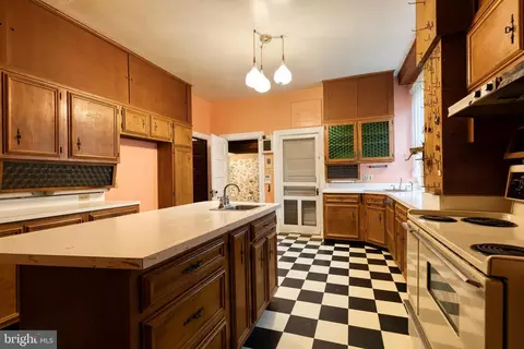 4826 Roland Ave, Baltimore, MD 21210 photo 15