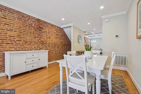 812 S Conkling St, Baltimore, MD 21224 photo 8
