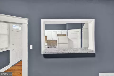 Entry Way - 3103 Mareco Ave, Baltimore, MD 21213 photo 5 of 6