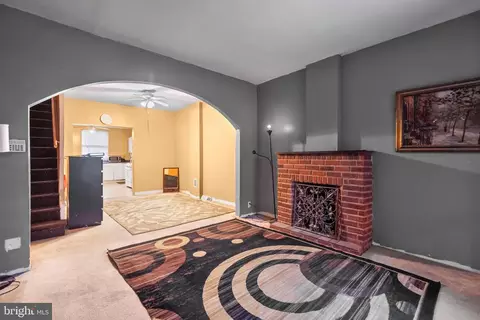 Living - 3010 Chesterfield Ave, Baltimore, MD 21213 photo 2 of 2