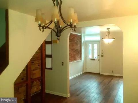 651 Paca St N, Baltimore, MD 21201 photo 1