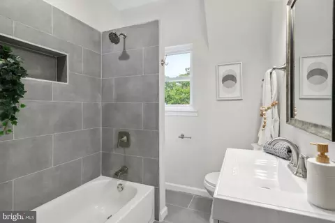 3706 Rexmere Rd, Baltimore, MD 21218 photo 9