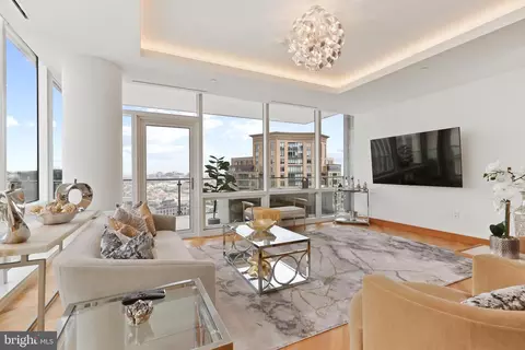 300 International Dr #2403, Baltimore, MD 21202