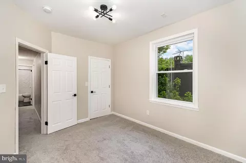 Bedroom - 519 Collins Ave, Baltimore, MD 21229 photo 5 of 7
