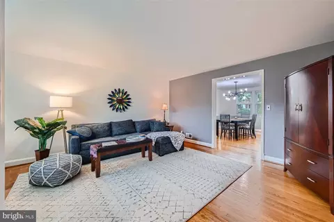1530 Greendale Rd, Baltimore, MD 21218 photo 4