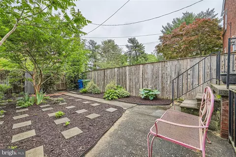 1530 Greendale Rd, Baltimore, MD 21218 photo 28
