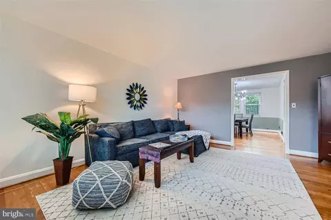 1530 Greendale Rd, Baltimore, MD 21218 photo 5