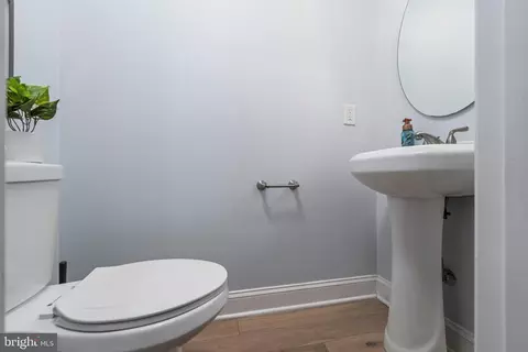 516 W 27th St, Baltimore, MD 21211 photo 27