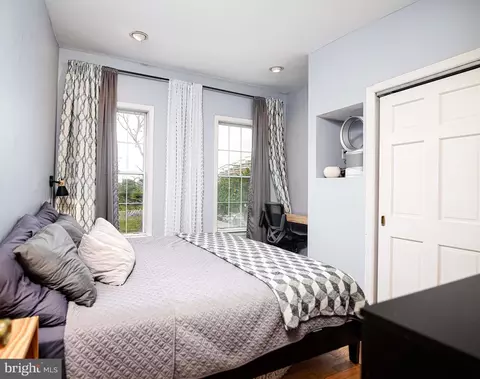 Bedroom - 445 E Gittings St, Baltimore, MD 21230 photo 2 of 2