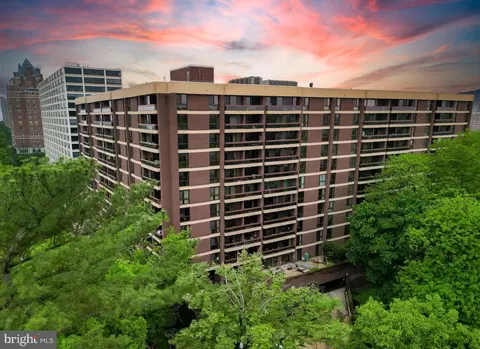 4100 N Charles St #1102, Baltimore, MD 21218