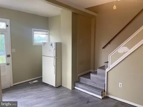 Entry Way - 2709 White Ave, Baltimore, MD 21214 photo 1 of 2