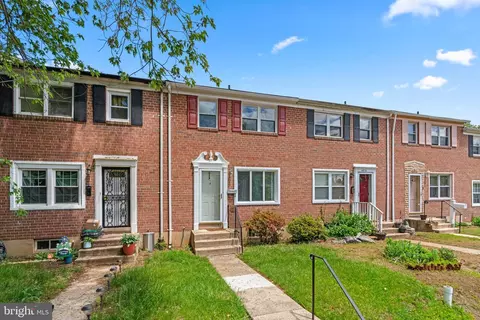 Exterior - 4812 Melbourne Rd, Baltimore, MD 21229 photo 2 of 6