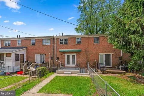 Exterior - 4812 Melbourne Rd, Baltimore, MD 21229 photo 6 of 6