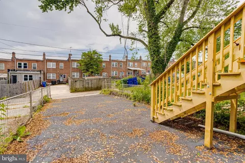 Exterior - 3915 Rokeby Rd, Baltimore, MD 21229 photo 5 of 7