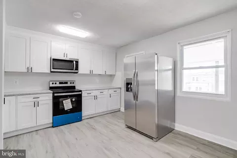 Kitchen - 3915 Rokeby Rd, Baltimore, MD 21229 photo 1 of 3