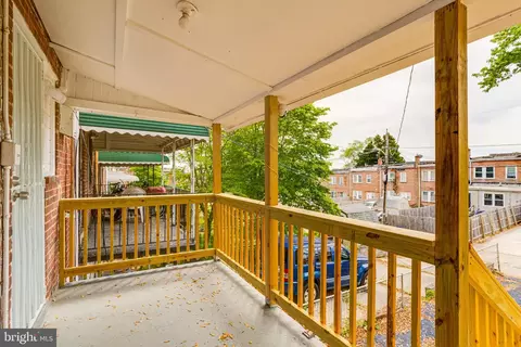 Exterior - 3915 Rokeby Rd, Baltimore, MD 21229 photo 3 of 7