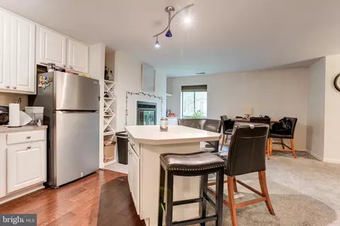 28 Andrew Pl #R124, Baltimore, MD 21201