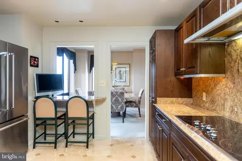 Kitchen - 10 E Lee St #1009, Baltimore, MD 21202 photo 2 of 4