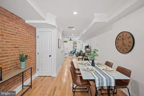 Entry Way - 2810 Odonnell St, Baltimore, MD 21224 photo 5 of 6