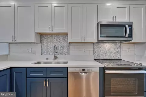 Kitchen - 129 Fireside Cir, Baltimore, MD 21212 photo 8 of 8