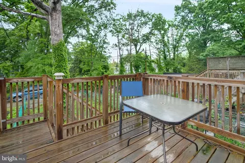 Exterior - 1226 Northview Rd, Baltimore, MD 21218 photo 3 of 5
