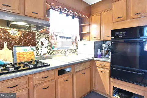 4105 Audrey Ave, Brooklyn, MD 21225