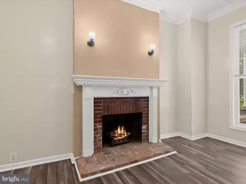 Living - 3339 Windsor Ave, Baltimore, MD 21216 photo 6 of 13