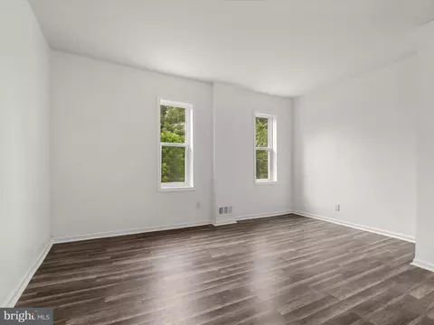 Living - 3339 Windsor Ave, Baltimore, MD 21216 photo 12 of 13