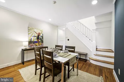 Dining - 825 Union Ave, Baltimore, MD 21211 photo 2 of 3