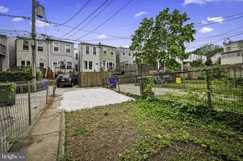 Exterior - 825 Union Ave, Baltimore, MD 21211 photo 3 of 7