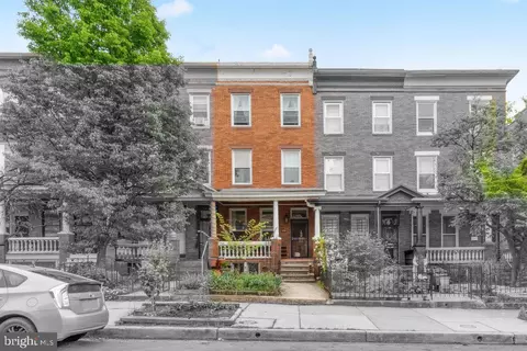 2629 N Calvert St, Baltimore, MD 21218