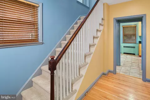 Entry Way - 1205 Windemere Ave, Baltimore, MD 21218 photo 1 of 4