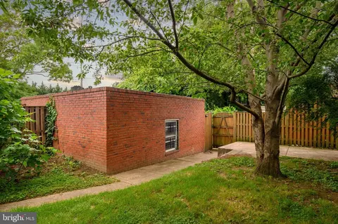 Exterior - 1205 Windemere Ave, Baltimore, MD 21218 photo 8 of 10