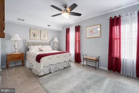 Bedroom - 4646 Dillon Pl, Baltimore, MD 21224 photo 1 of 7