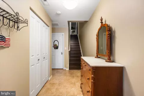 Entry Way - 4646 Dillon Pl, Baltimore, MD 21224 photo 3 of 3