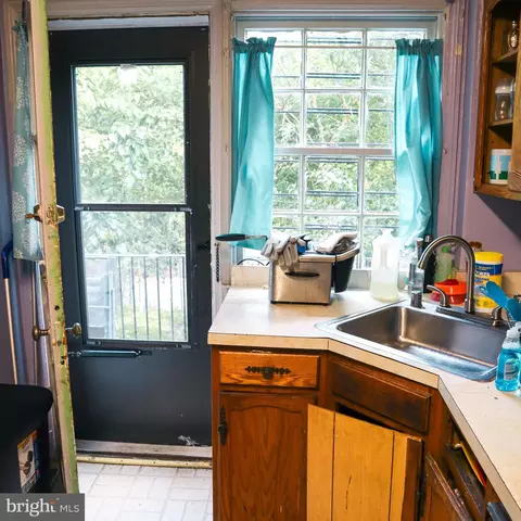 1507 E 36th St, Baltimore, MD 21218 photo 11
