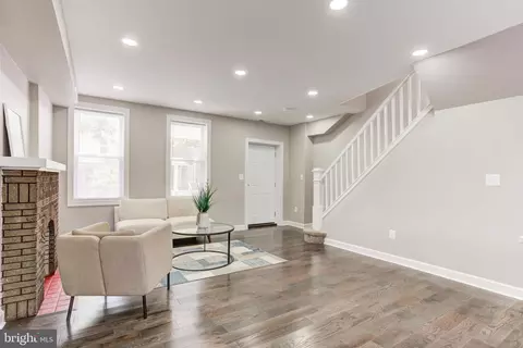 Living - 5 Abington Ave, Baltimore, MD 21229 photo 1 of 5
