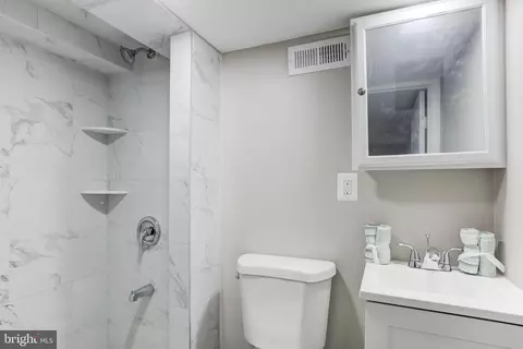Bath - 5 Abington Ave, Baltimore, MD 21229 photo 3 of 4