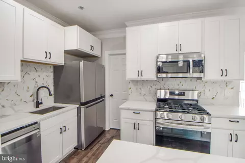 Kitchen - 3123 Normount Ave, Baltimore, MD 21216 photo 4 of 5