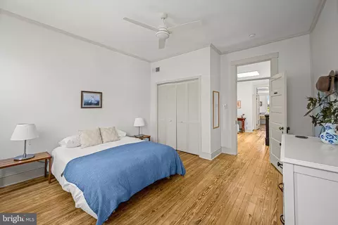 Bedroom - 4022 Falls Rd, Baltimore, MD 21211 photo 4 of 4