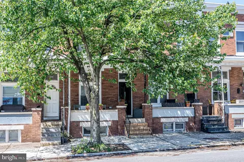 Exterior - 4022 Falls Rd, Baltimore, MD 21211 photo 8 of 8