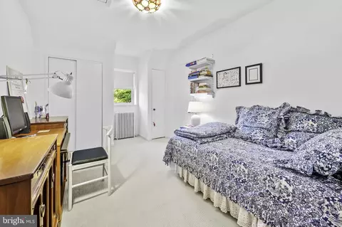 Bedroom - 7020 Wallis Ave, Baltimore, MD 21215 photo 1 of 6