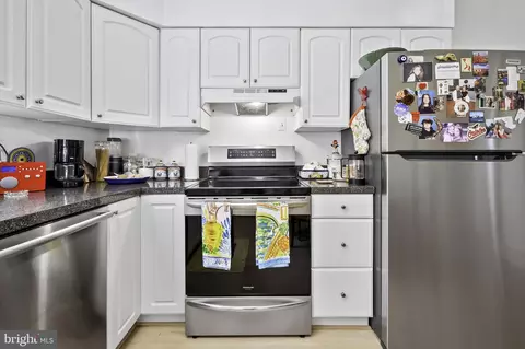 Kitchen - 7020 Wallis Ave, Baltimore, MD 21215 photo 2 of 4
