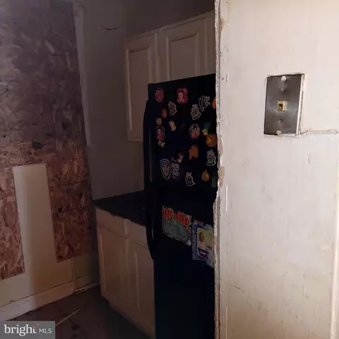 Entry Way - 2314 Robb St, Baltimore, MD 21218 photo 1 of 8