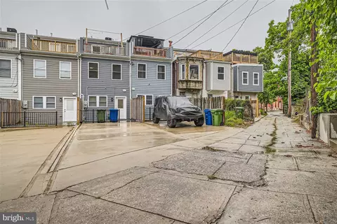 Exterior - 838 Harlem Ave, Baltimore, MD 21201 photo 3 of 6
