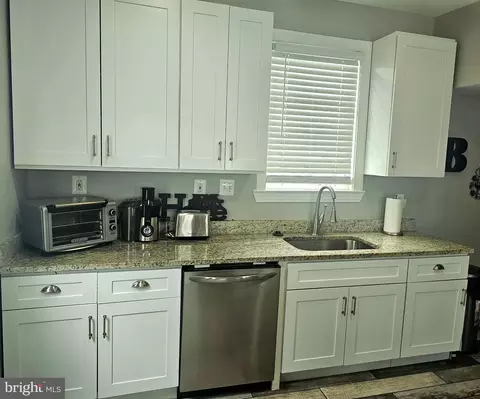 Other - 4909 Ivanhoe Ave, Baltimore, MD 21212 photo 4 of 14