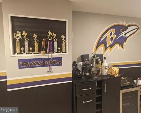 Entry Way - 4909 Ivanhoe Ave, Baltimore, MD 21212 photo 5 of 6