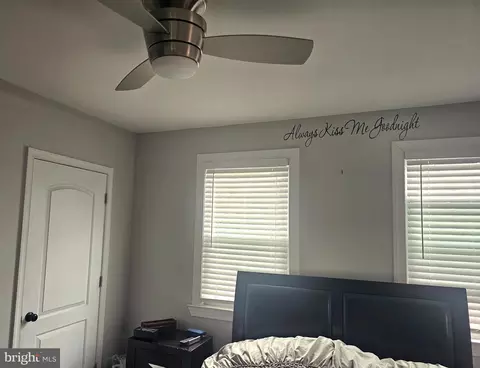 Bedroom - 4909 Ivanhoe Ave, Baltimore, MD 21212 photo 1 of 2