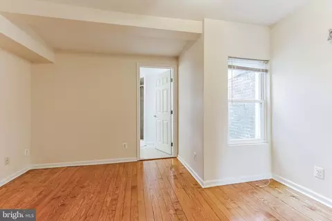 Bedroom - 3336 Chestnut Ave, Baltimore, MD 21211 photo 2 of 5