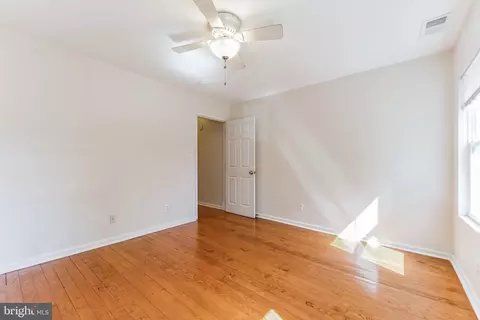 Bedroom - 3336 Chestnut Ave, Baltimore, MD 21211 photo 4 of 5